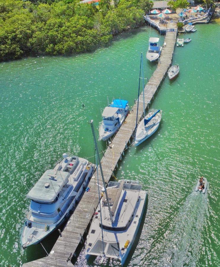 Puerto Blanco Marina & Hotel Puerto de Puerto de Luperon Exterior foto